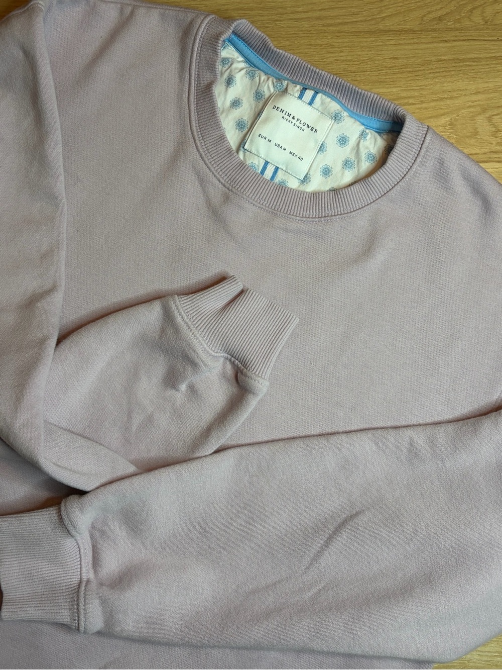 Denim & Flower Purple Crewneck Sweatshirt Medium Cotton Blend